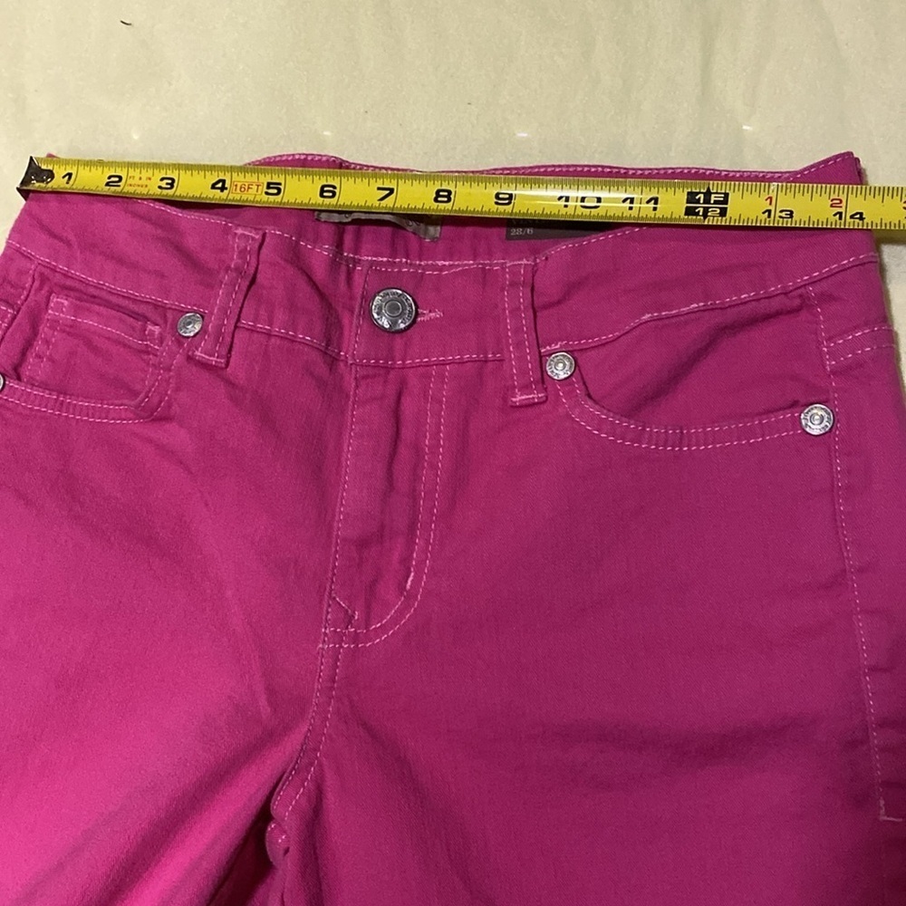 Nine West Vintage Boho Size 6 Denim Magenta Capris Chic & Trendy - Picture 11 of 14